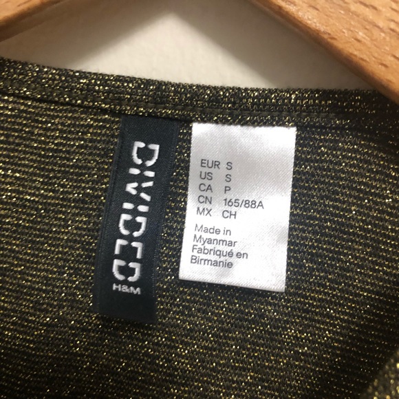 Gold Sleeveless Top | 2 for $10 Bundle Item - Picture 3 of 3